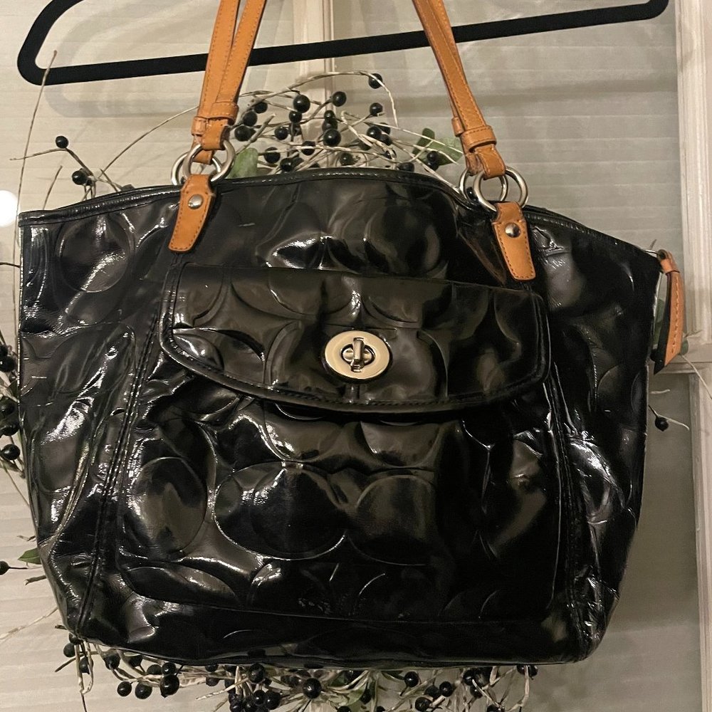 Pretty COACH Tote/Shoulder Bag